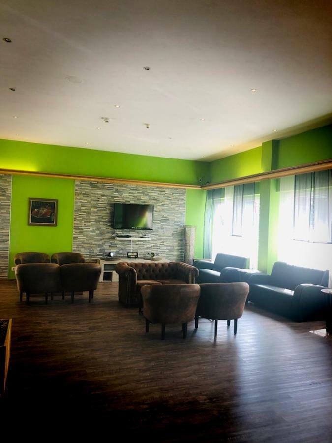 Parkhotel Schotten Εξωτερικό φωτογραφία